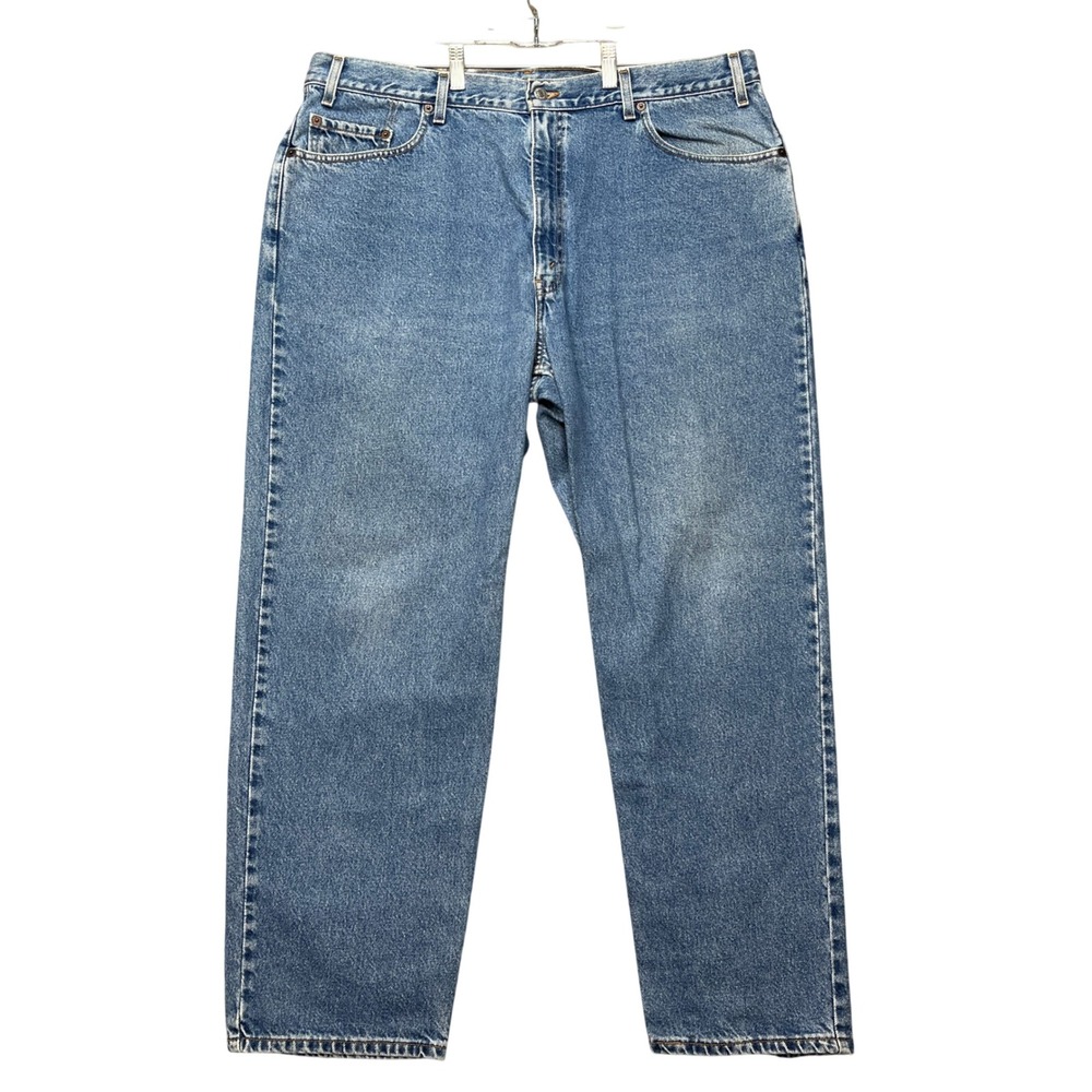 VTG Levi's Relaxed Straight Leg Jeans Men 42x30 Medium Wash Denim 5 Pocket Twill